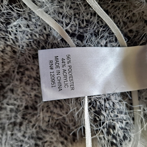 Mudd Fuzzy Zebra Stripe Black + White Soft Sweater - Picture 4 of 6